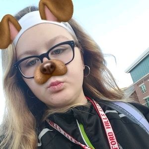 Meet your Posher, Natalie